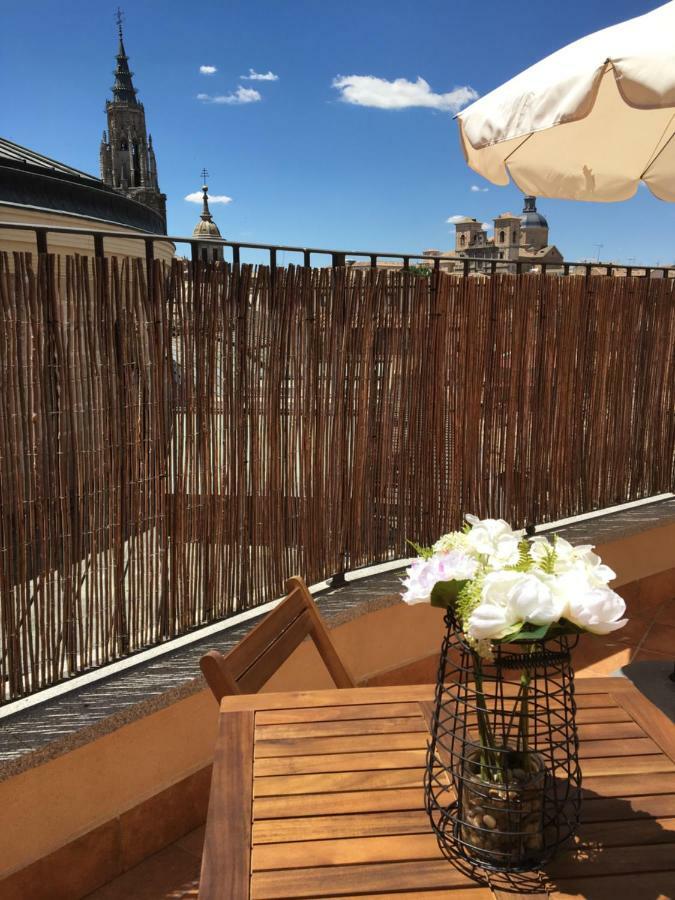 Atico Del Rojas Apartment Toledo Exterior photo